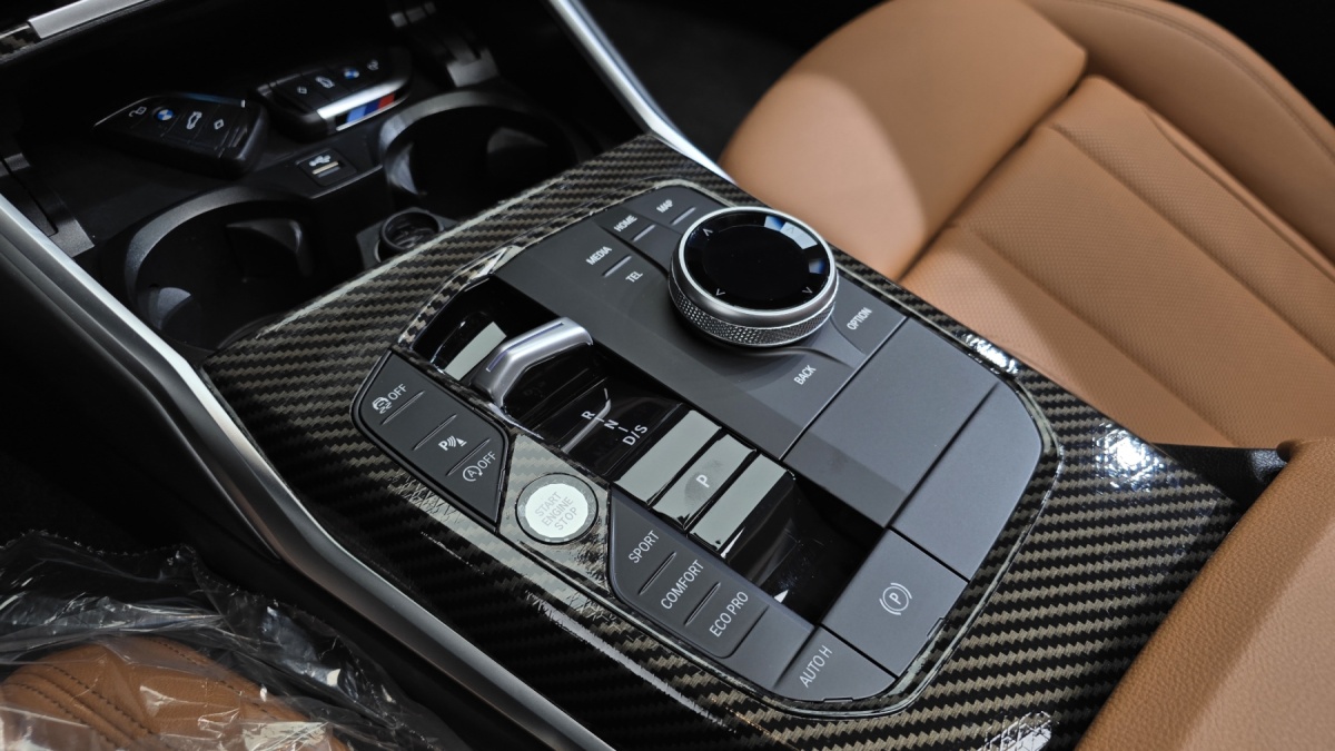 BMW 3 Series, 2024 — фото 8 из 12