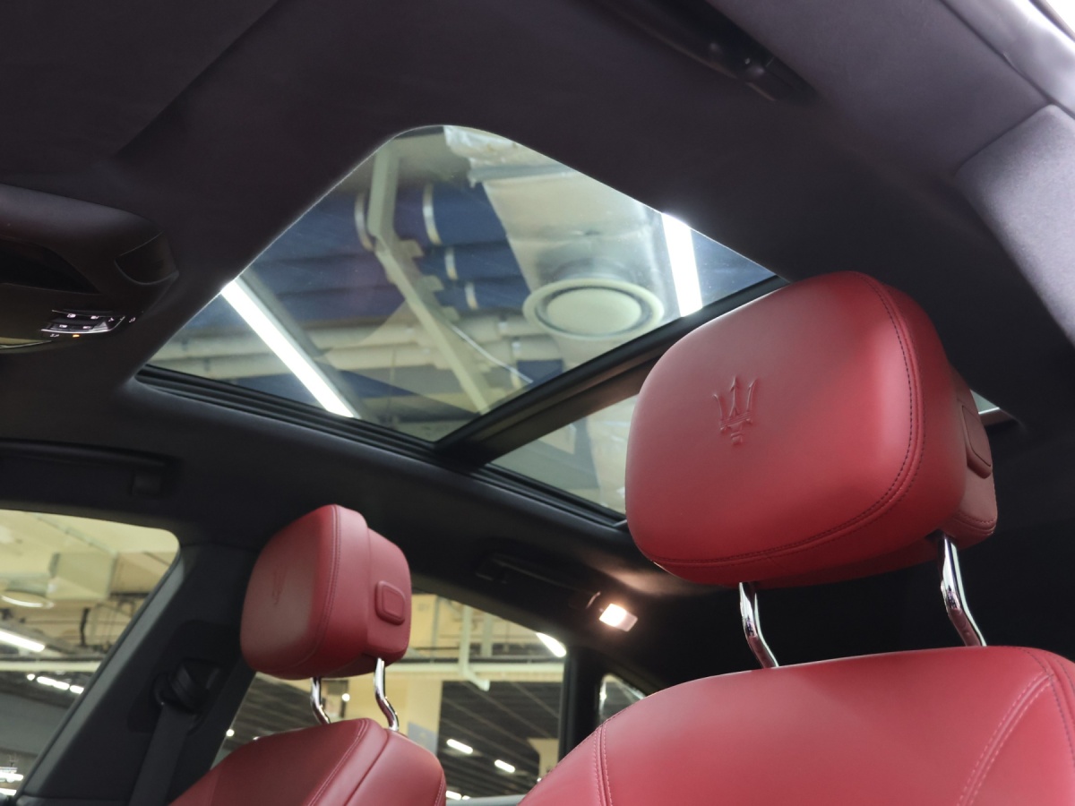Maserati Levante, 2021 — фото 12 из 12