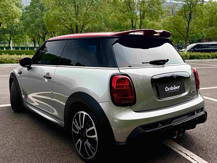Mini Mini JCW, 2022 — фото 7 из 9