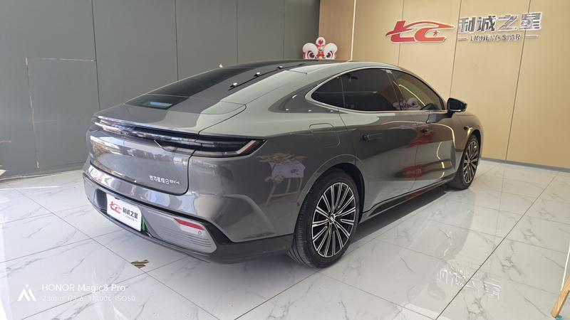 Geely Galaxy Starshine 8 EM-i, 2025 — фото 6 из 12
