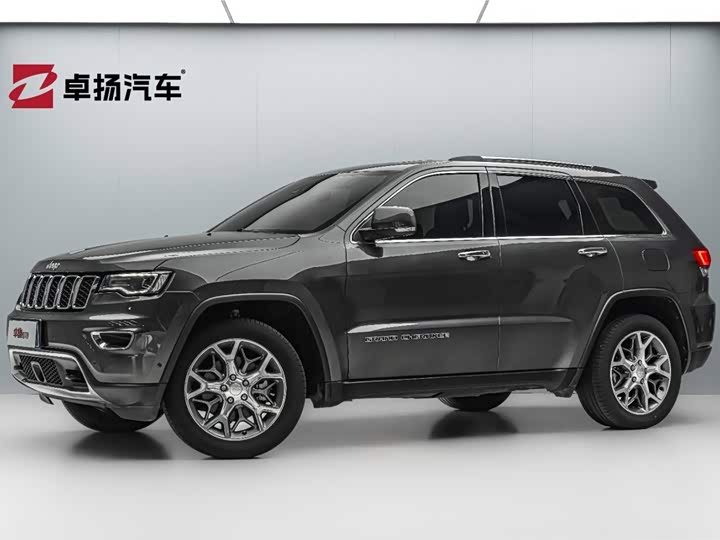 Jeep Grand Cherokee, 2023 — купить в Чебоксарах под ключ