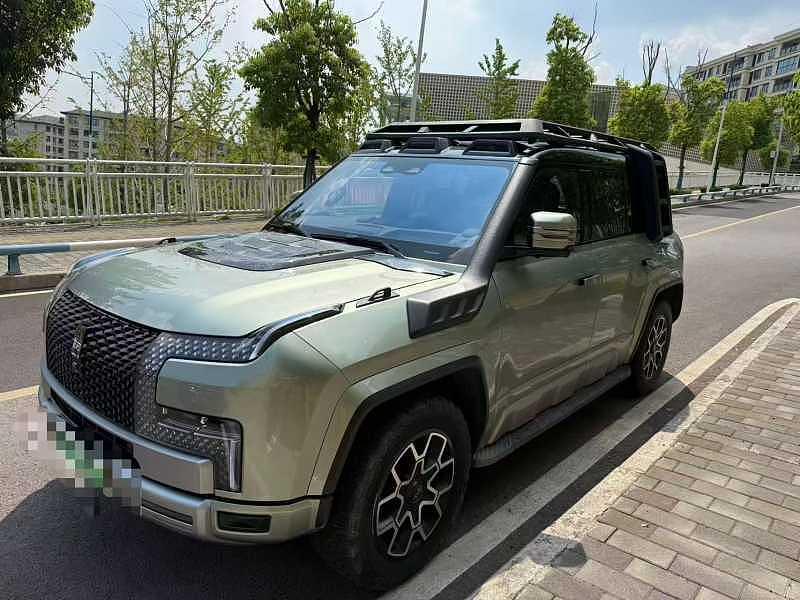 BYD Yangwang U8, 2024 — купить в Курске под ключ