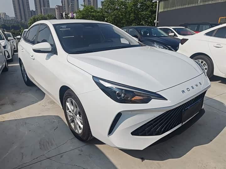 Roewe i5, 2025 — фото 4 из 9
