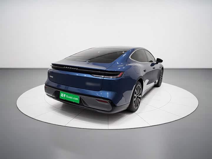 Geely Galaxy Starshine 8 EM-i, 2025 — фото 7 из 9