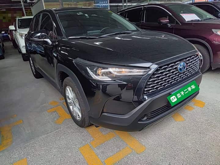 Toyota Corolla Cross, 2024 — фото 4 из 9