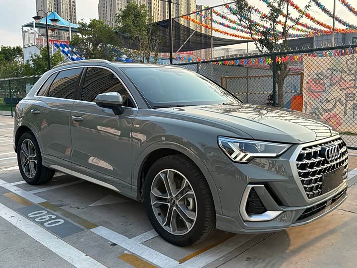 Audi Q3, 2023 — фото 3 из 9