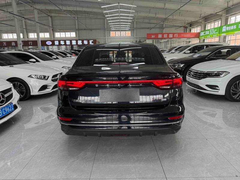 Geely Emgrand, 2023 — фото 5 из 12