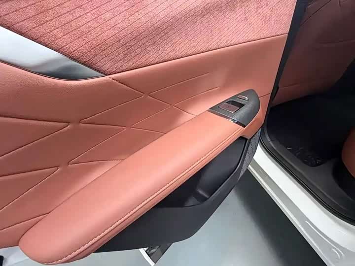 Changan CS75 Plus, 2025 — фото 8 из 9