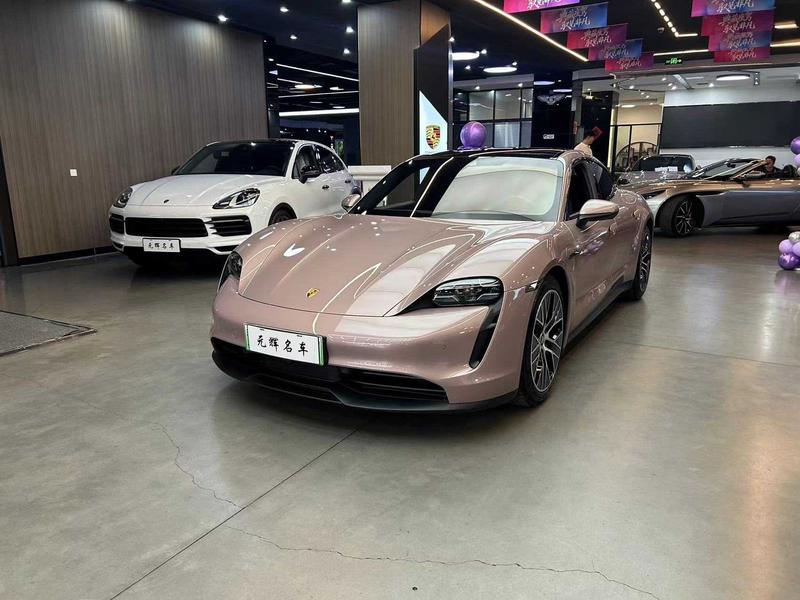 Porsche Taycan, 2023 — купить в Смоленске под ключ