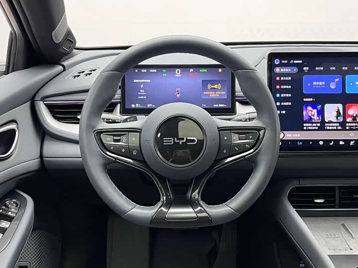 BYD Seal 06 GT, 2025 — фото 7 из 9