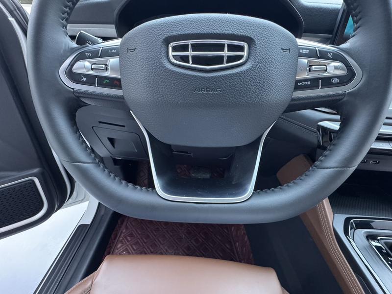 Geely Vision X6, 2021 — фото 11 из 12