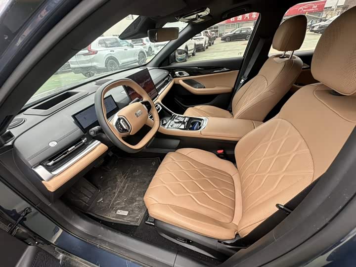 Geely Galaxy A7, 2025 — фото 3 из 9