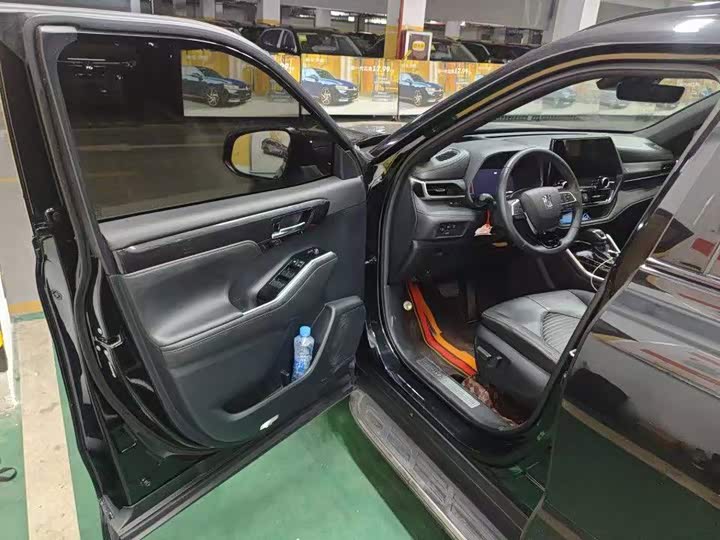 Toyota Crown Kluger, 2023 — фото 2 из 9