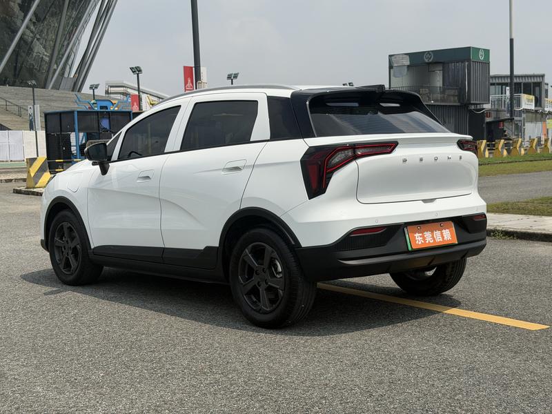 Geely Geometry E Firefly, 2023 — фото 4 из 12