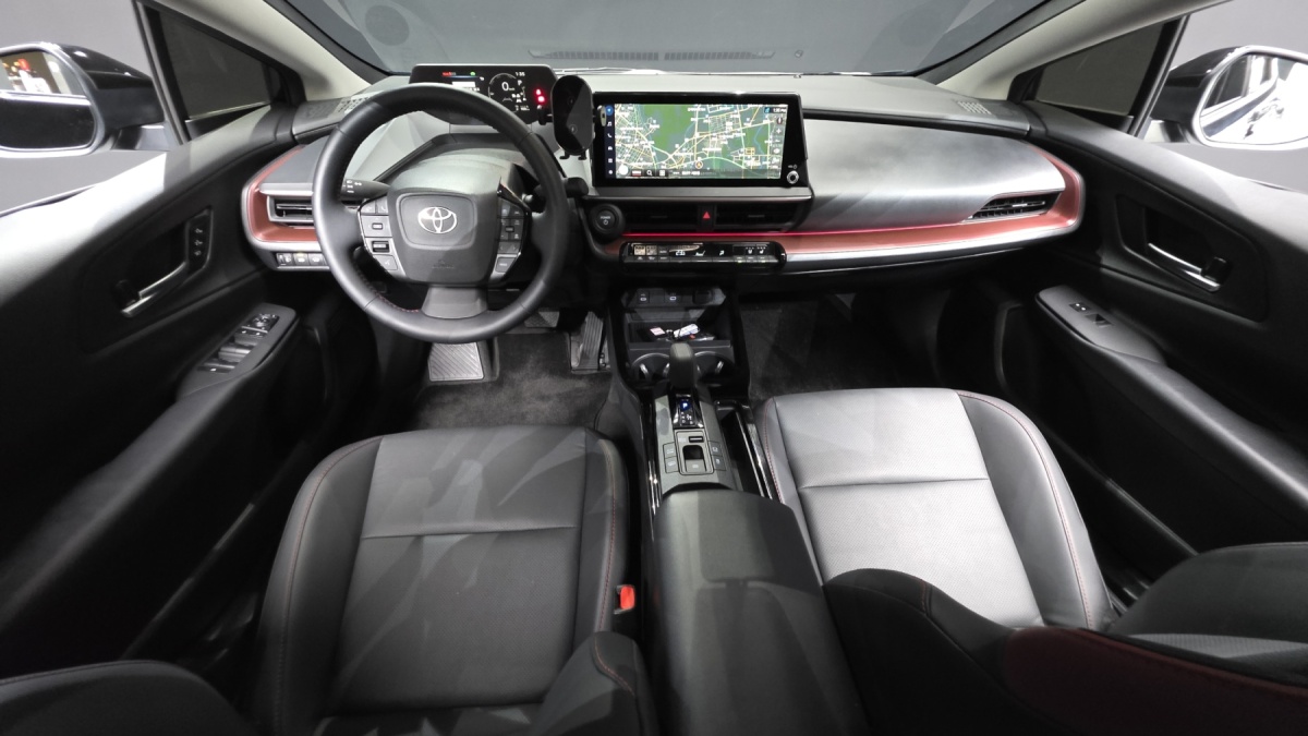 Toyota Prius, 2025 — фото 3 из 12