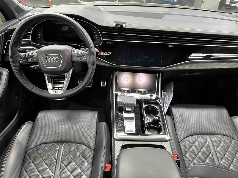Audi SQ7, 2024 — фото 7 из 10