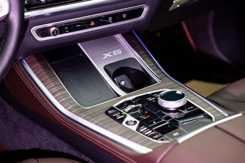 BMW X5, 2025 — фото 10 из 12