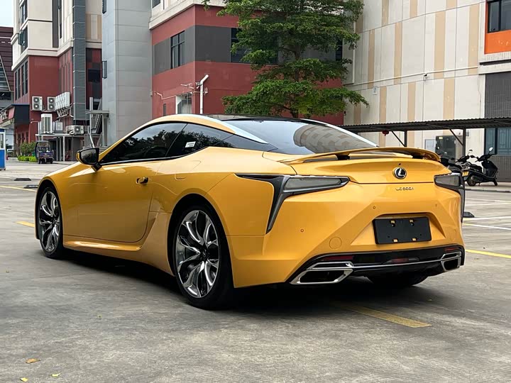 Lexus LC, 2022 — фото 2 из 9