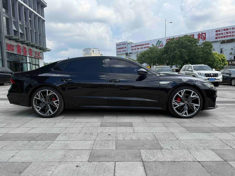 Audi A7L, 2023 — фото 7 из 12