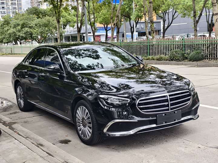 Mercedes-Benz E-Class, 2022 — фото 3 из 9