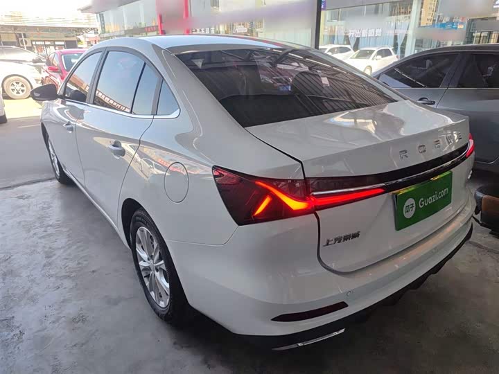 Roewe i5, 2025 — фото 5 из 9