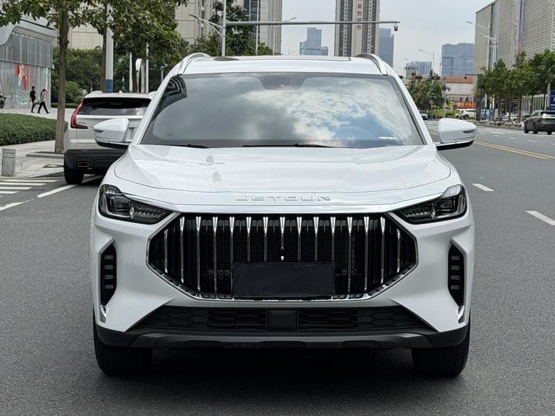 Jetour X70 Plus, 2024 — фото 2 из 12