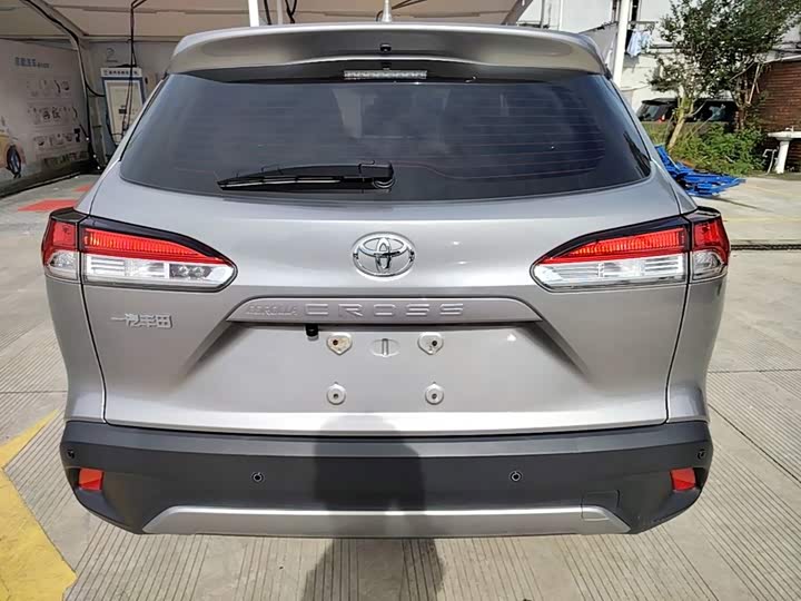 Toyota Corolla Cross, 2024 — фото 6 из 9