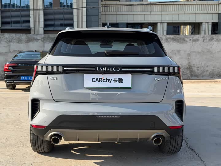 Lynk & Co 06 EM-P Hybrid, 2022 — фото 5 из 9