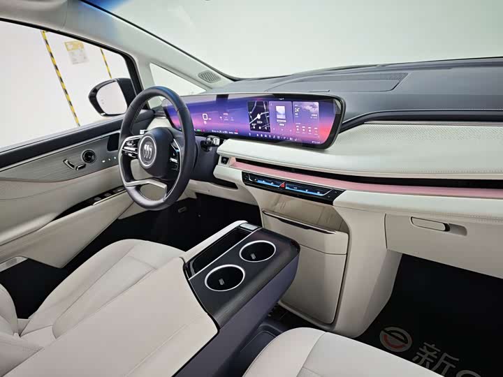 Buick GL8 Hybrid, 2025 — фото 9 из 9