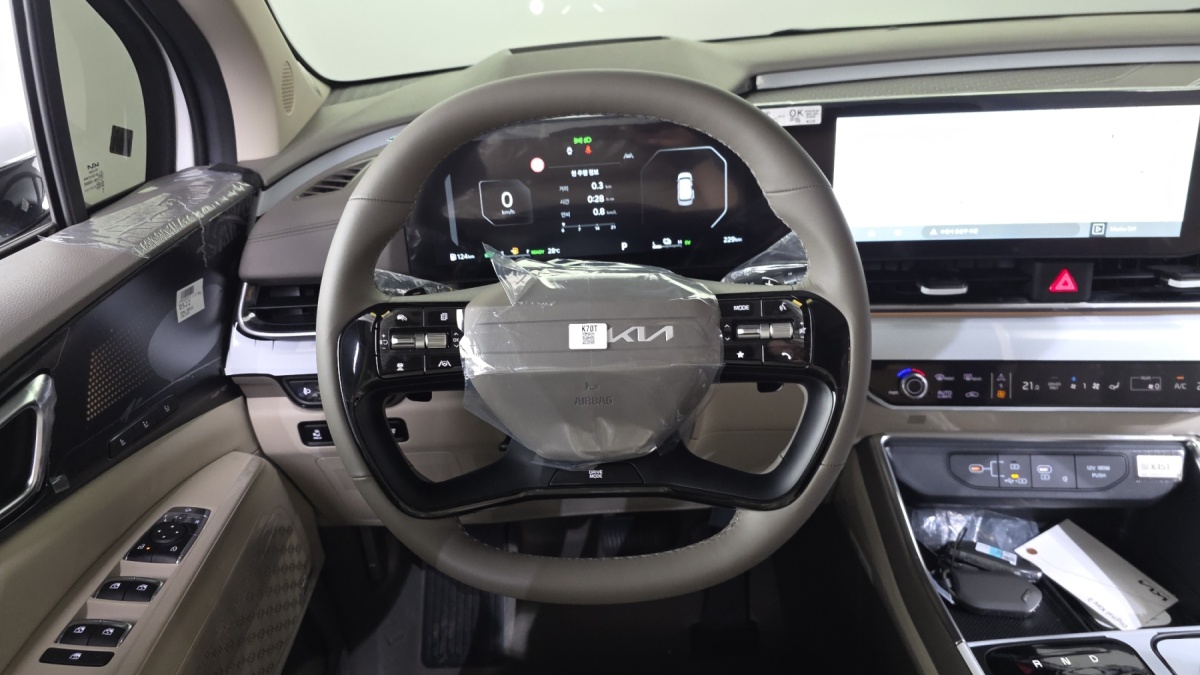 Kia Carnival, 2026 — фото 12 из 12