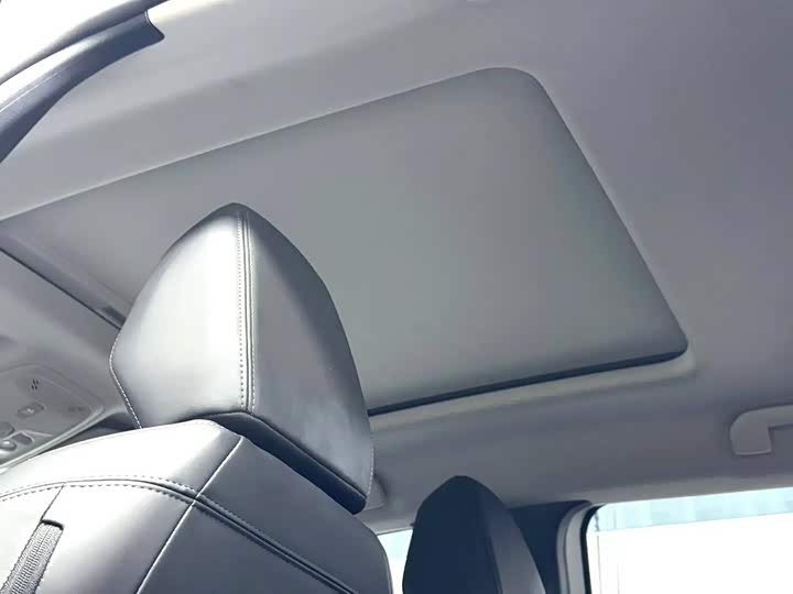 Peugeot 2008, 2023 — фото 9 из 9