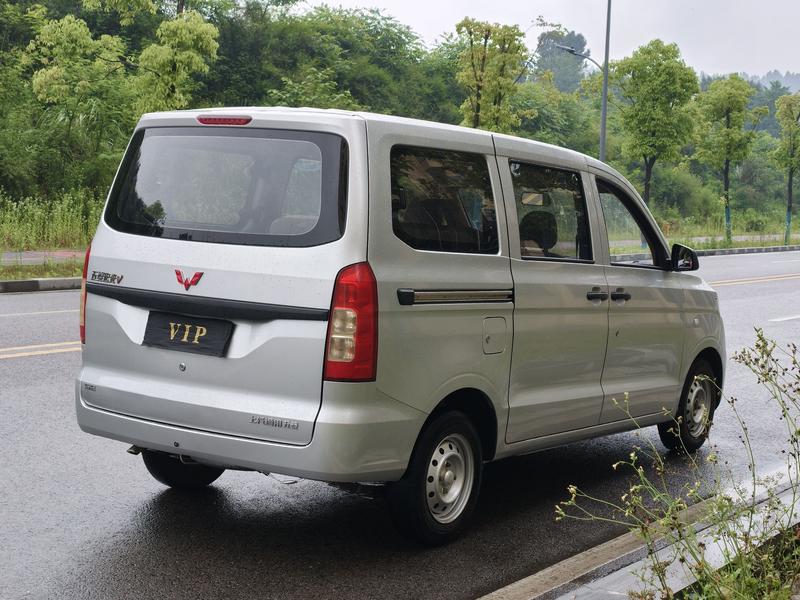 Wuling Hongguang V, 2022 — фото 4 из 8