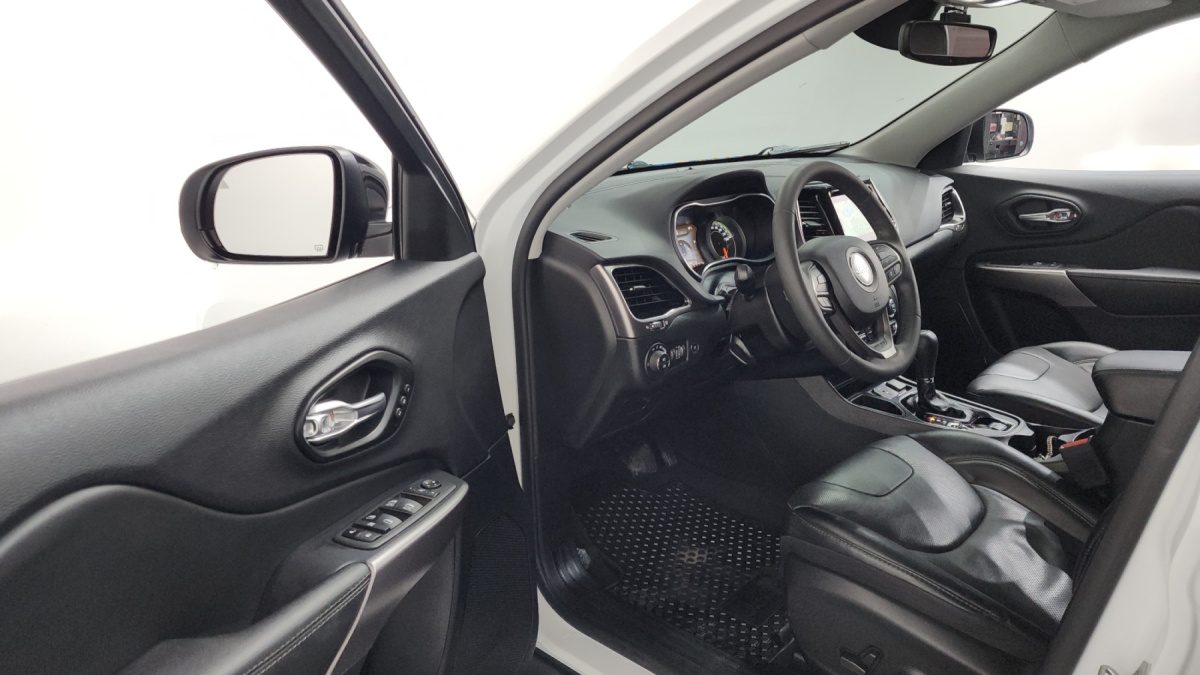 Jeep Cherokee, 2022 — фото 9 из 12