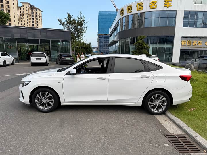 Buick Verano, 2022 — фото 3 из 9