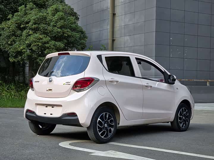 Changan BenBen E-Star, 2022 — фото 5 из 9