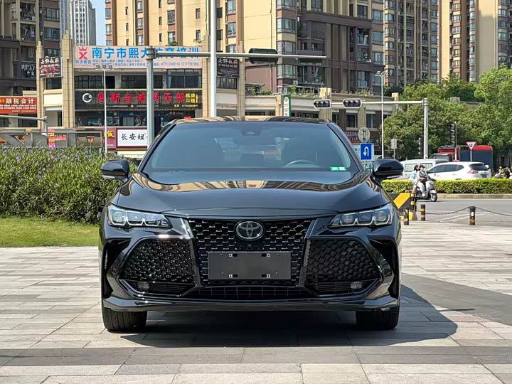 Toyota Avalon, 2022 — фото 2 из 9