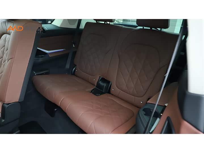 BMW X7, 2024 — фото 9 из 9