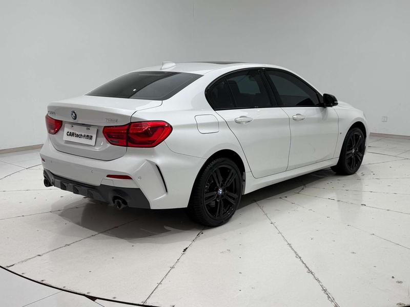 BMW 1 Series, 2022 — фото 7 из 12