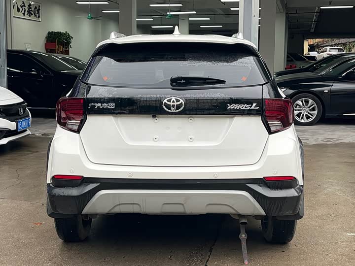 Toyota Yaris L Hatchback, 2022 — фото 4 из 9