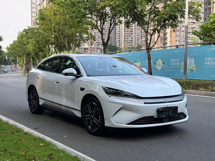 BYD Qin L, 2025 — фото 5 из 9