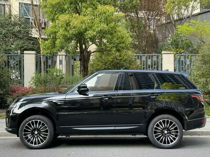 Land Rover Range Rover Sport, 2022 — фото 3 из 9