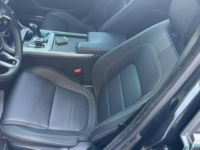 Jaguar XE L, 2022 — фото 9 из 11