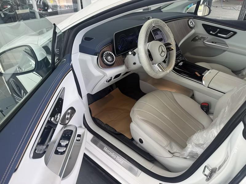 Mercedes-Benz EQE, 2025 — фото 5 из 9