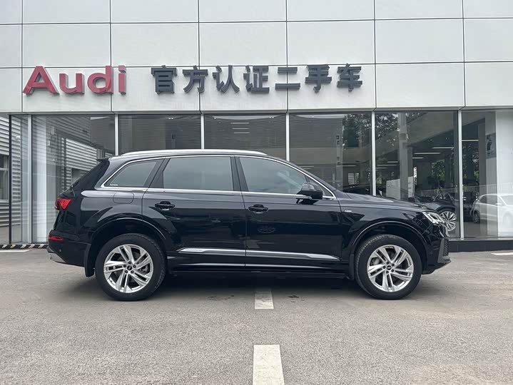 Audi Q7, 2023 — фото 4 из 9