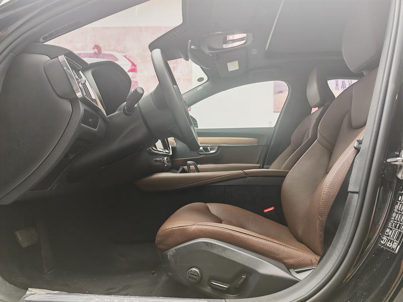 Volvo S90, 2025 — фото 12 из 12