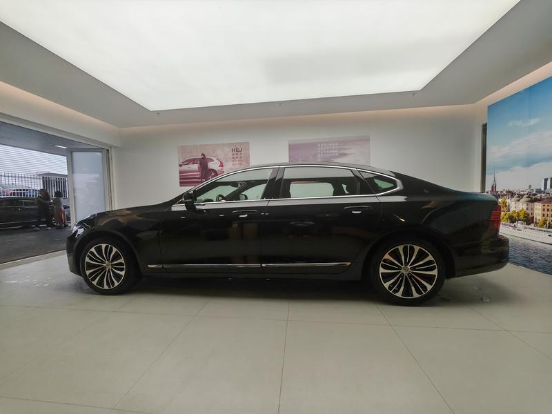 Volvo S90, 2025 — фото 4 из 12