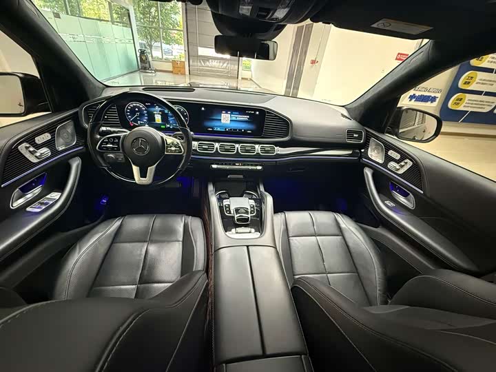 Mercedes-Benz Maybach GLS, 2023 — фото 8 из 9