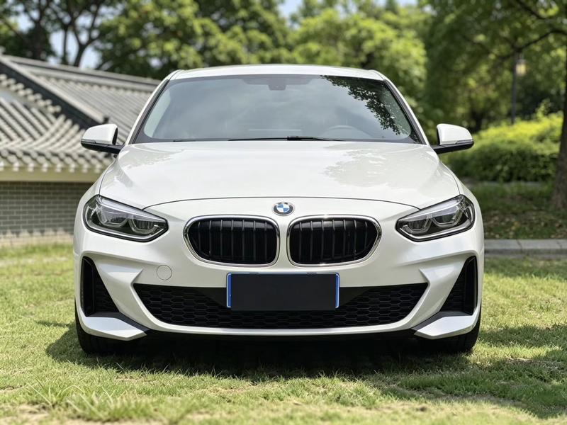 BMW 1 Series, 2022 — фото 2 из 10