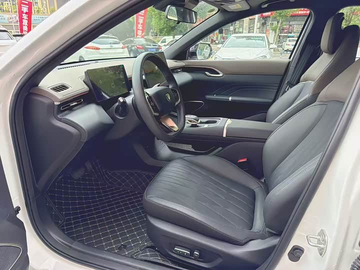 Changan Eado Plus, 2025 — фото 8 из 9
