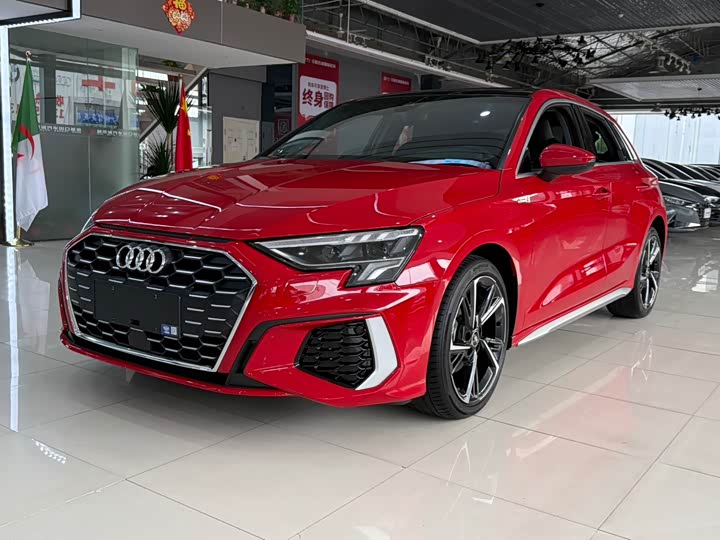 Audi A3, 2023 — фото 3 из 9